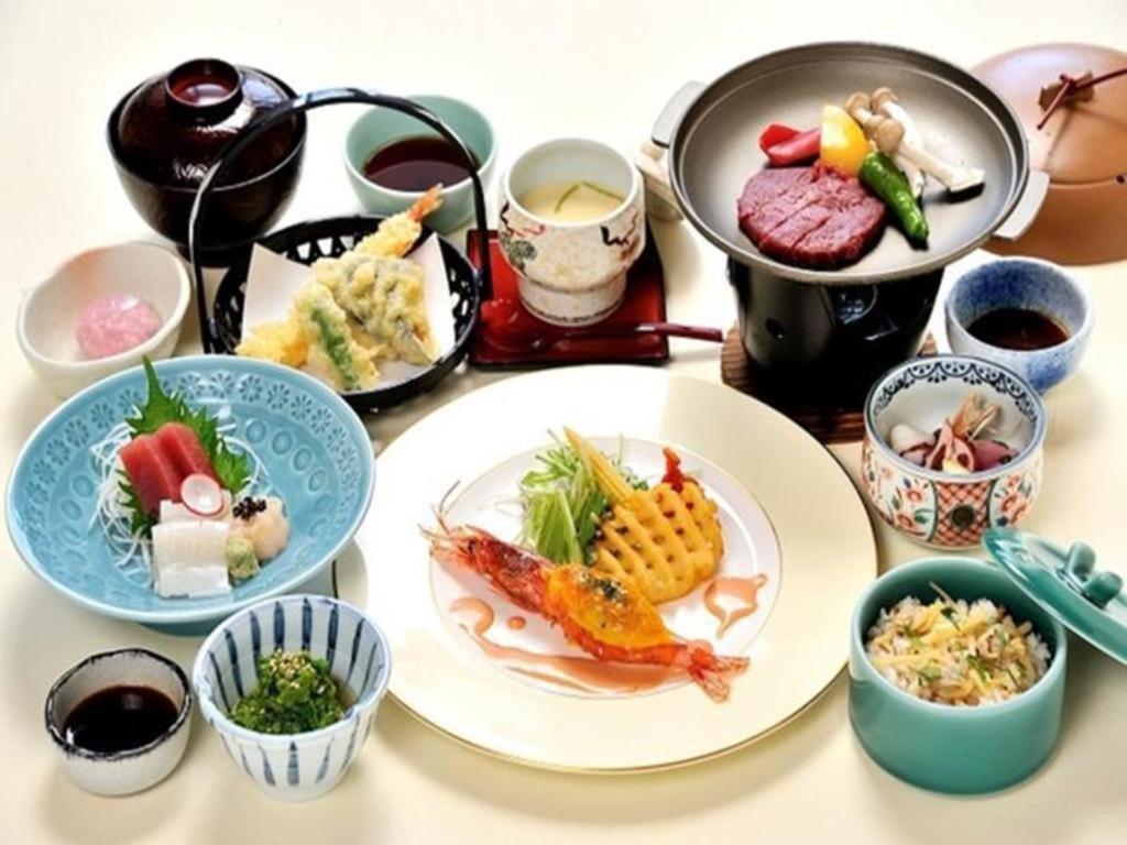 Hokkaido Futomi Meisen Manyo No Yu Ishikari Экстерьер фото