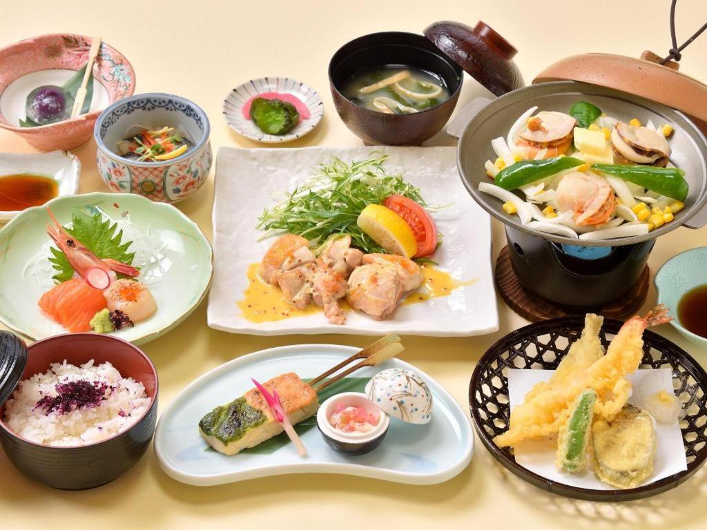 Hokkaido Futomi Meisen Manyo No Yu Ishikari Экстерьер фото